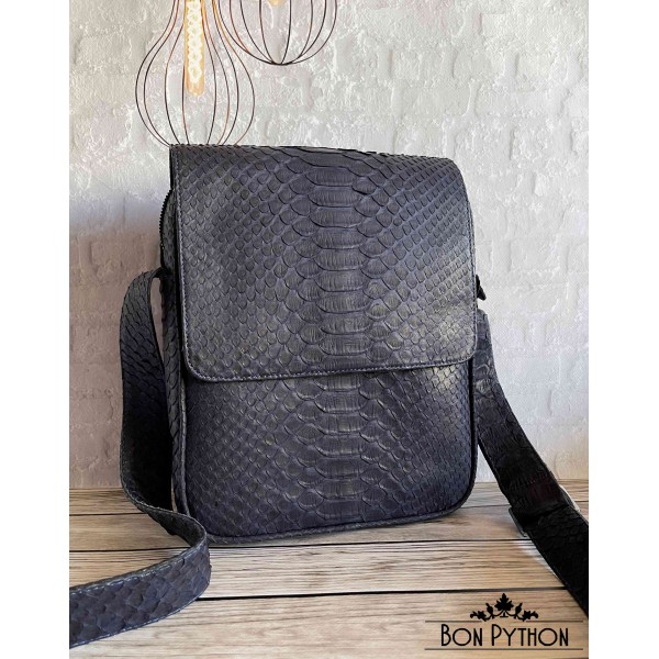 Мужская сумка  из кожи питона Bennett (синяя матовая)