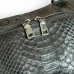 Дорожня каркасна сумка зі шкіри пітона Gust (black)
